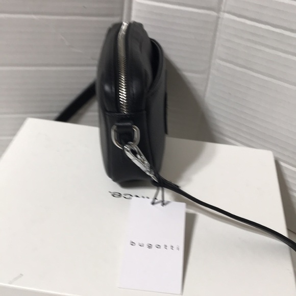 Bugatti crossbody bag with adjustable strap. NWT - Picture 6 of 7